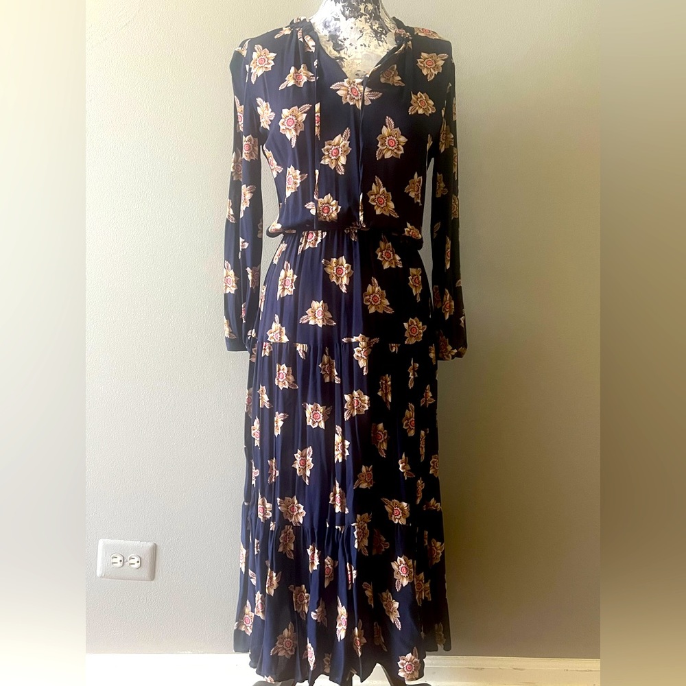 NWT Loft Floral Dress Navy Size ST